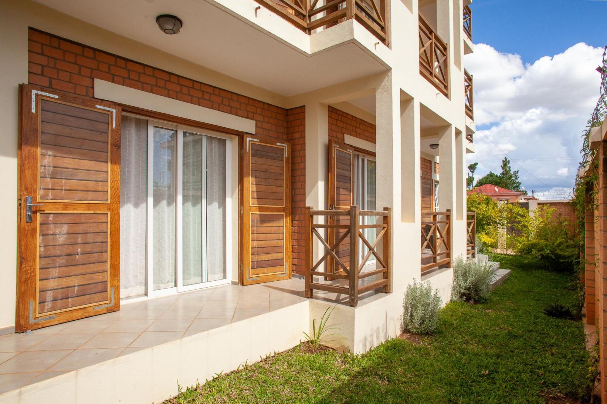 Lamina Appart Antananarivo Exterior foto